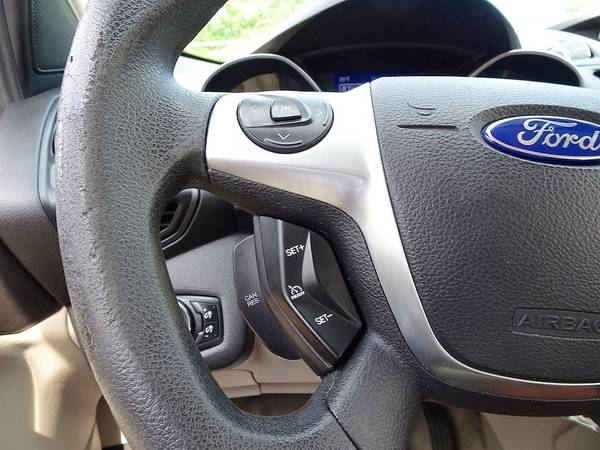 Ford Escape Ecoboost Bluetooth XM Radio automatic Cheap SUV Used for sale in Asheville, NC – photo 13