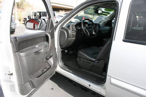 2011 Chevrolet Silverado 1500 2WD Crew Cab 143 5 LT for sale in Riverside, CA – photo 3
