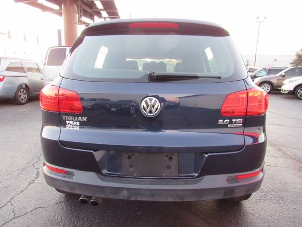2012 Volkswagen Tiguan 4Motion - cars & trucks - by dealer - vehicle... for sale in Rockford, WI – photo 8