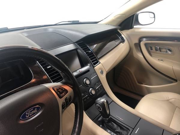 2015 Ford Taurus Limited Sedan w Heated n Cooled Leather Seats On... for sale in Ripley, MS – photo 14