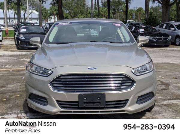 2015 Ford Fusion SE SKU:FR207861 Sedan - cars & trucks - by dealer -... for sale in Pembroke Pines, FL – photo 2