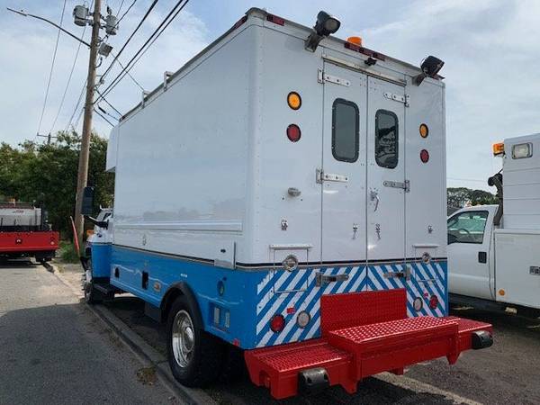 2007 GMC C-5500 SERVICE VAN WITH COMPRESSOR - cars & trucks - by... for sale in Massapequa Park, NY – photo 6