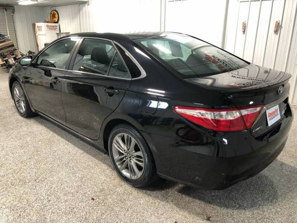2016 TOYOTA CAMRY SE*17K MILES*MOONROOF*BACKUP CAMERA*AWESOME RIDE!! for sale in Glidden, IA – photo 3