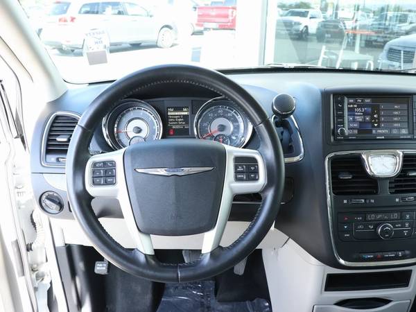 2016 Chrysler Town & Country Touring Passenger Van for sale in Walla Walla, WA – photo 9