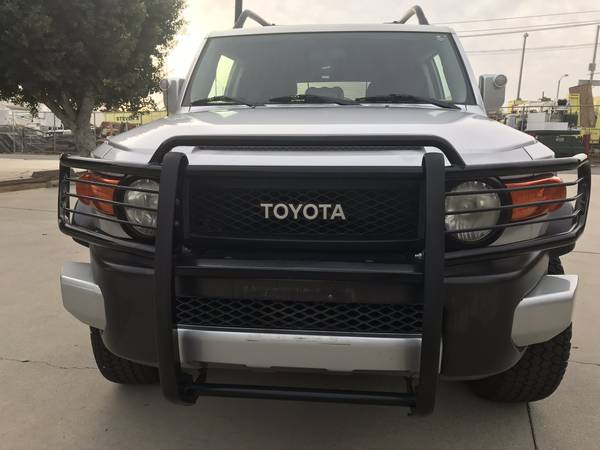 2007 Toyota Fj cruiser 4X4 - cars & trucks - by owner - vehicle... for sale in Pasadena, CA – photo 4