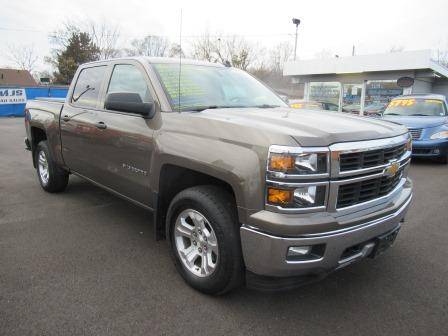 2014 Chevy Silverado 1500 Crew Cab Z71 4X4 LT. - cars & trucks - by... for sale in St.Charles, MO – photo 2