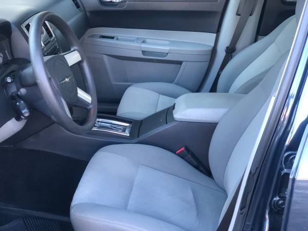 2007 CHRYSLER 300 limited with 134xxx miles only! - cars & for sale in Saint Paul, MN – photo 8