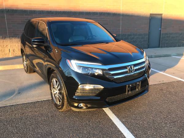 2017 Honda Pilot EXL AWD 73xxx Miles Loaded 3rd Row Warranty! - cars... for sale in Circle Pines, MN – photo 7