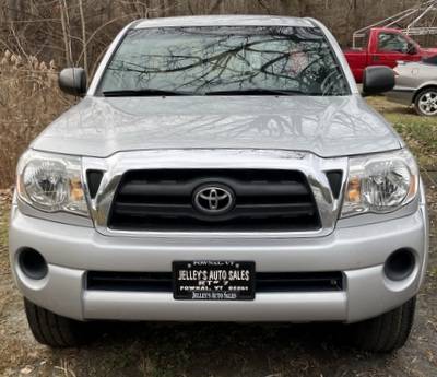 2008 Toyota Tacoma For Sale - 1 Owner! - cars & trucks - by dealer -... for sale in Pownal, NY – photo 4