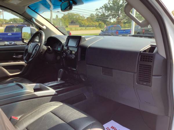 Nice! 2015 Nissan Titan SL! 4x4! Crew Cab! Finance Guaranteed! -... for sale in Ortonville, MI – photo 19