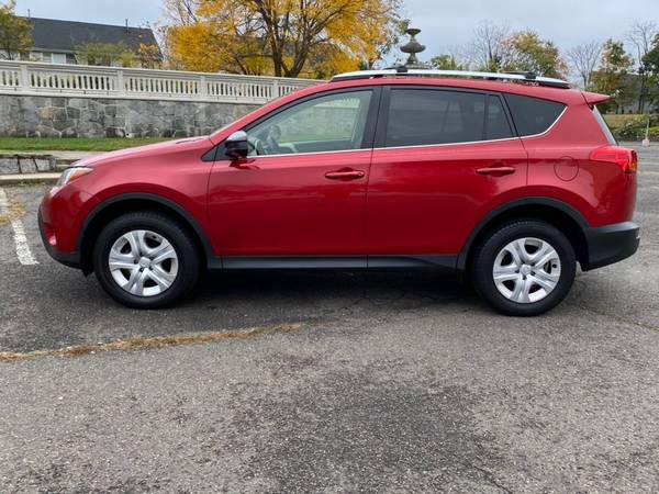 2014 Toyota RAV4 AWD 4dr LE (Natl) -EASY FINANCING AVAILABLE - cars... for sale in Bridgeport, CT – photo 11