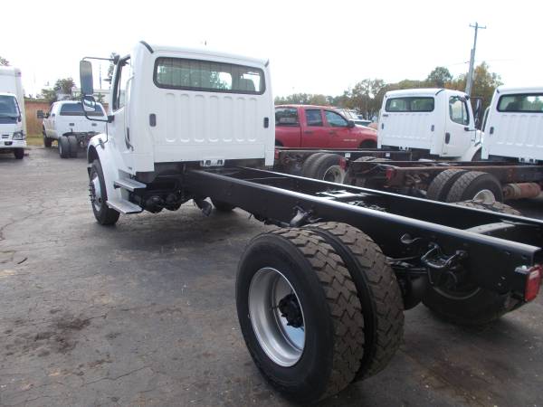 06 FREIGHTLINER M-2 C&C - cars & trucks - by dealer - vehicle... for sale in STANFIELD, N. C., NC – photo 2