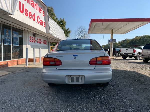 SUPER NICE 2000 CHEVROLET PRIZM GREAT ON GAS - cars & trucks - by... for sale in Thomasville, NC – photo 6