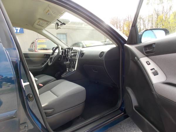 2005 Pontiac Vibe (very low mileage, clean, gas saver) - cars &... for sale in Carlisle, PA – photo 18