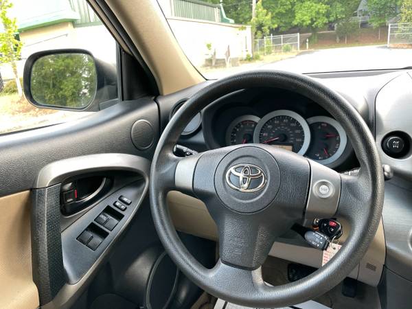 2011 Toyota RAV4 4WD V6 - - by dealer - vehicle for sale in Raleigh, NC – photo 20
