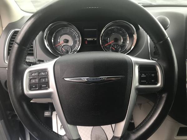 2014 CHRYSLER TOWN & COUNTRY TOURING We Specialize In damaged Credit... for sale in Warren, MI – photo 9