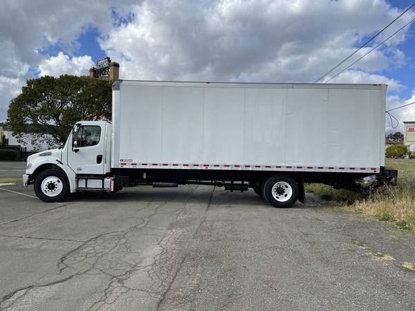 2016 Freightliner M2 106 - - by dealer - vehicle for sale in Fairfield, CA – photo 4