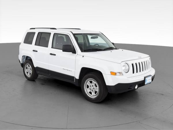 2015 Jeep Patriot Sport SUV 4D suv White - FINANCE ONLINE - cars &... for sale in Long Beach, CA – photo 15