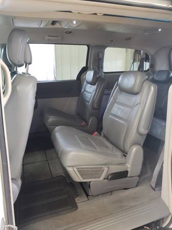 **2010 CHRYSLER TOWN & COUNTRY TOURING MINI VAN FWD LEATHER** - cars... for sale in Cambridge, MN – photo 9