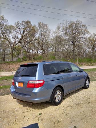 SOLD! 2006 Honda Odyssey EX-L Van (Moon Roof/Leather - cars & for sale in Oregon, IL – photo 3