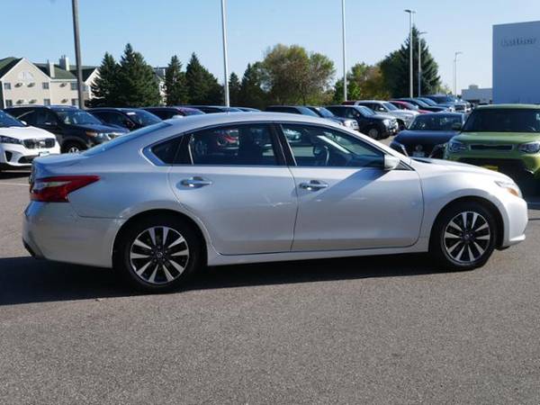 2016 Nissan Altima 4dr Sdn I4 2.5 SV for sale in Inver Grove Heights, MN – photo 12