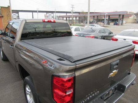 2014 Chevy Silverado 1500 Crew Cab Z71 4X4 LT. - cars & trucks - by... for sale in St.Charles, MO – photo 7