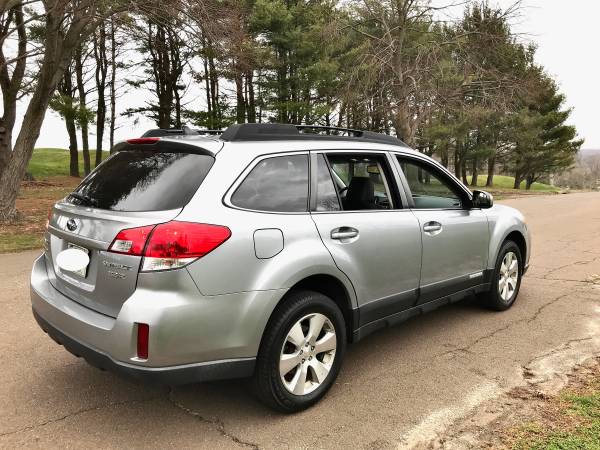 2011 Subaru Outback 3 6R Ltd H6 AWD 1 Owner 132K for sale in Go Motors Niantic CT Buyers Choice Top M, MA – photo 6