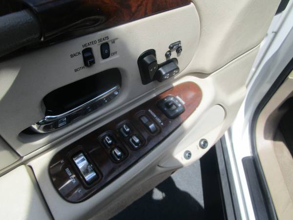 2002 Lincoln Town Car signature - - by dealer for sale in Clementon, NJ – photo 20