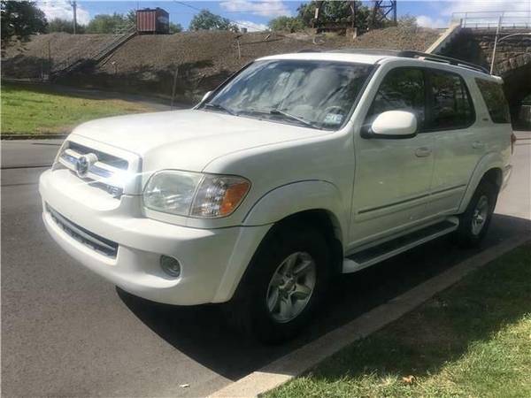 2005 Toyota Sequoia - Financing Available! - cars & trucks - by... for sale in Morrisville, PA – photo 7