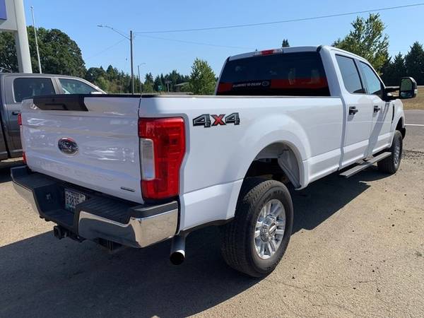 2017 Ford Super Duty F-250 SRW 4x4 4WD F250 Truck XLT Crew Cab for sale in Corvallis, OR – photo 4