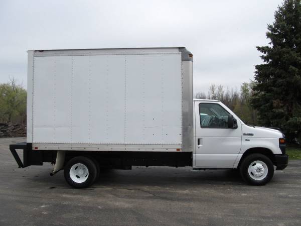 2012 Ford Econoline Commercial Cutaway van Oxford White - cars & for sale in Spencerport, NY – photo 10