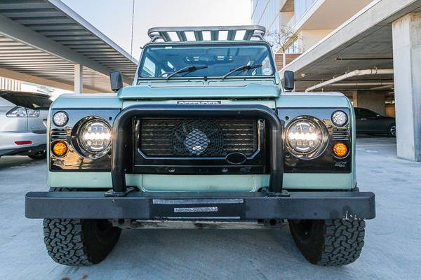 Defender 110 - EXCELLENT CONDITION - cars & trucks - by owner -... for sale in Austin, TX – photo 4