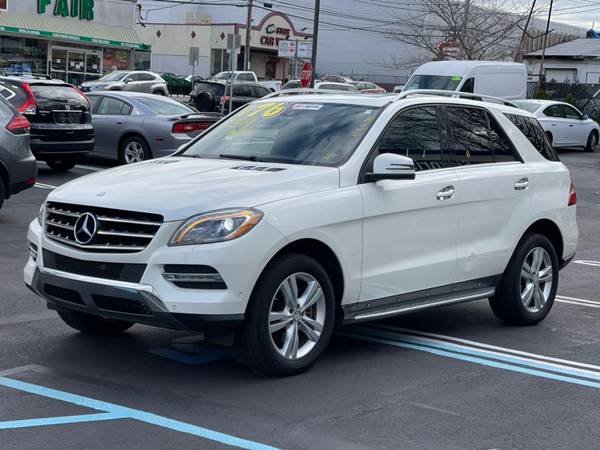 2013 MERCEDES-BENZ ML350. Only $76 per week! - cars & trucks - by... for sale in Elmont, NY – photo 4