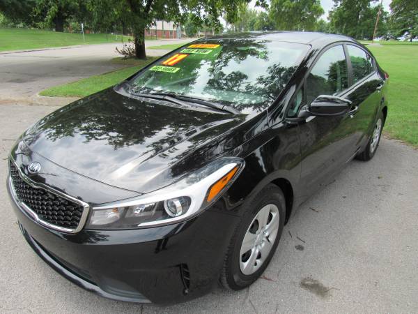 2017 KIA FORTE LX*CLEAN TITLE*GAS SAVER*AFFORDABLE*DOWN 2500 O.A.C for sale in Nashville, TN