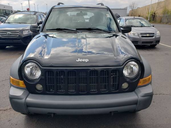2007 Jeep Liberty 4x4 - - by dealer - vehicle for sale in Kalamazoo, MI – photo 2