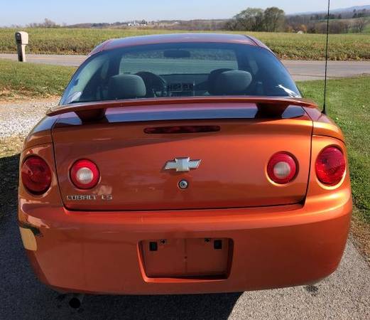 2005 Chevy Cobalt LS Coupe 2 Dr - cars & trucks - by owner - vehicle... for sale in Shippensburg, PA – photo 5