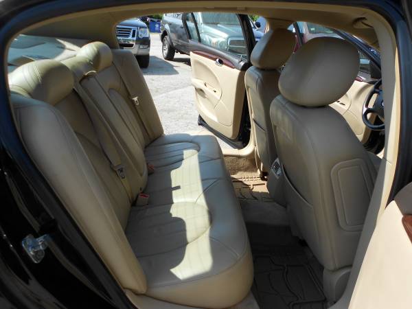Buick Lucerne CXL Leather Luxury Sedan One owner **1 Year Warranty*** for sale in Hampstead, ME – photo 15