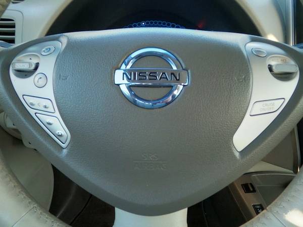 2012 Nissan LEAF Electric 4dr HB SL Sedan - - by for sale in Corvallis, OR – photo 16