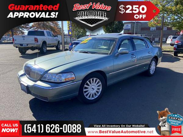 2005 Lincoln Town Car Signature Limited FOR ONLY $96/mo! - cars &... for sale in Eugene, OR – photo 4