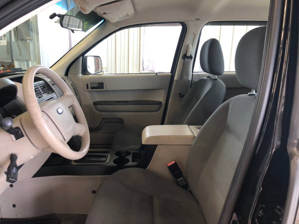 *** 2008 FORD ESCAPE XLS 4DR SUV 2.3L I4 *** - cars & trucks - by... for sale in Cambridge, MN – photo 7