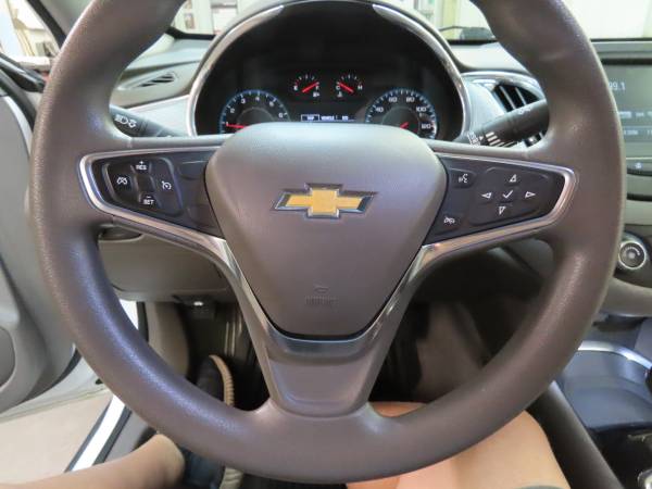 2018 CHEVY MALIBU - cars & trucks - by dealer - vehicle automotive... for sale in Sioux Falls, SD – photo 19