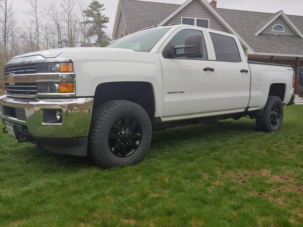 2015 chevy 2500hd crew cab for sale in Gray, ME – photo 5