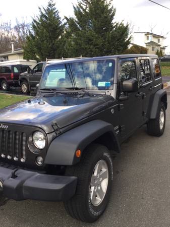 Jeep Wrangler unlimited - cars & trucks - by owner - vehicle... for sale in Kings Park, NY – photo 4