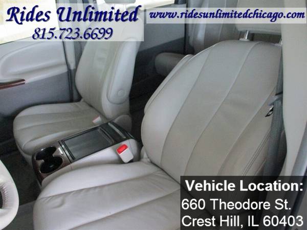 2012 Toyota Sienna Limited 7-Passenger - cars & trucks - by dealer -... for sale in Crest Hill, IL – photo 18