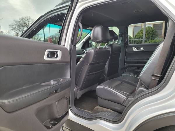2012 FORD EXPLORER XLT 4WD AWD 3.5 V6 LEATHER SEATS - cars & trucks... for sale in STATEN ISLAND, NY – photo 14