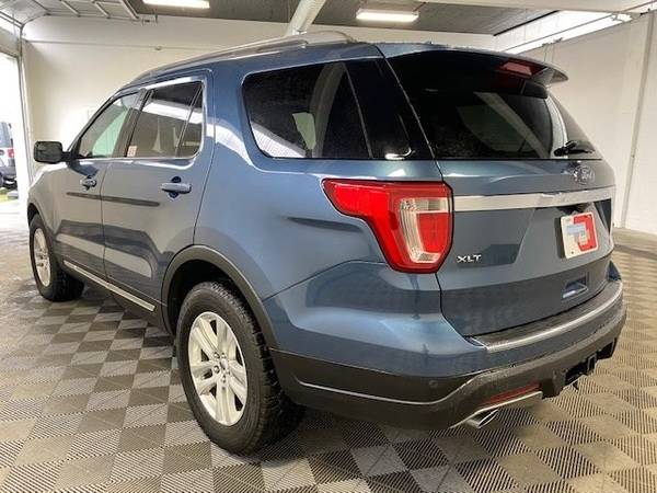 2018 Ford Explorer 4x4 4WD XLT SUV - - by dealer for sale in Kent, WA – photo 3