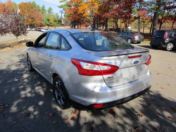2013 FORD FOCUS SE SEDAN WITH CERTIFIED WARRANTY - cars & trucks -... for sale in Loudon, NH – photo 10