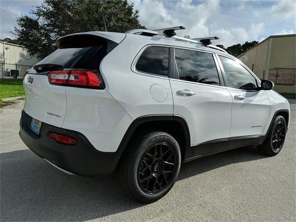 2018 Jeep Cherokee Limited - SUV - cars & trucks - by dealer -... for sale in Naples, FL – photo 8