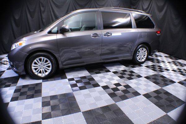 2013 TOYOTA SIENNA EVERYONE WELCOME!! for sale in Garrettsville, OH – photo 6