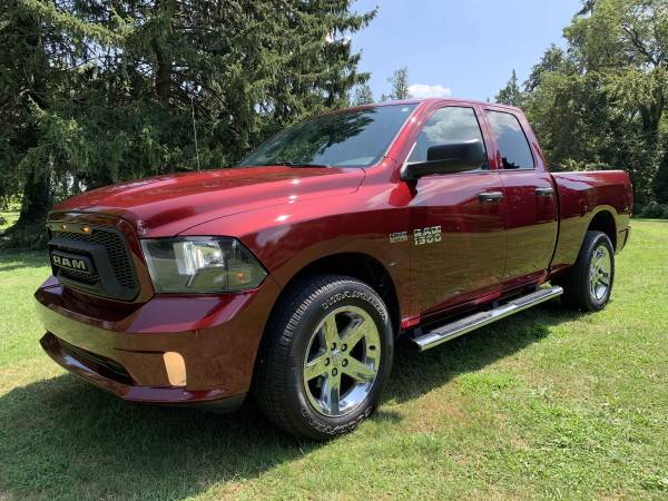 2017 RAM 1500 5.7 V8 4X4 ONLY 6k MILES for sale in Island Heights, NJ – photo 2